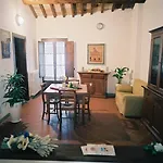 Residenza Antica Canonica Apartahotel 3*