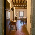 Residenza Antica Canonica Apartahotel 3*