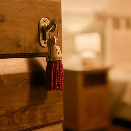 Residenza Antica Canonica تْشيتّا دي كاستيلّو