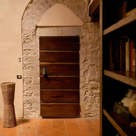 Residenza Antica Canonica 3* Città di Castello