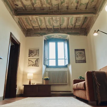 Residenza Antica Canonica מלון דירות 3*