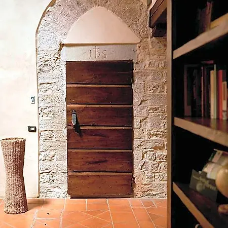 Residenza Antica Canonica Apart-hotel