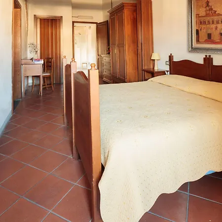 Residenza Antica Canonica Aparthotel 3*