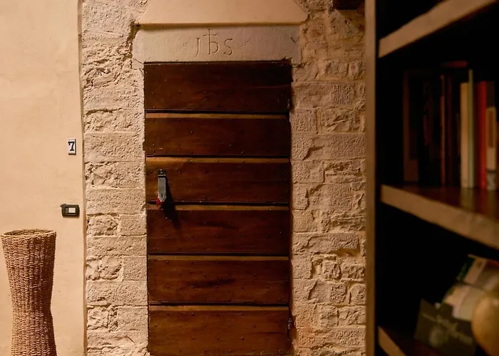 Residenza Antica Canonica 3* Città di Castello